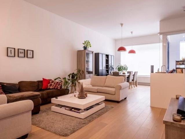 Gemeubeld appartement op het bruisende Zuid !