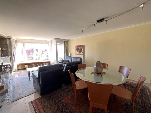 Gemeubeld appartement op topligging in Knokke