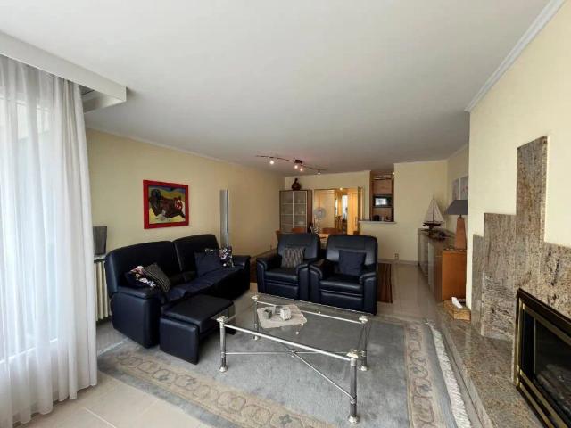 Gemeubeld appartement op topligging in Knokke