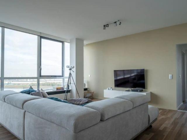 Gemeubeld appartement met prachtig uitzicht