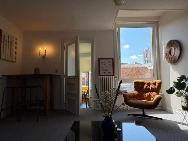Gemeubeld appartement te huur – Centrum Gent