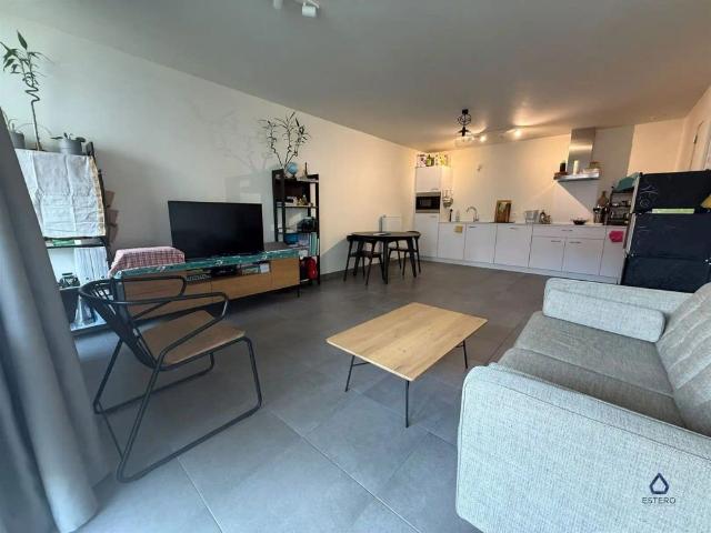 gemeubeld appartement te huur in Evere