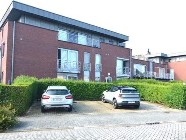 Gemeubeld gelijkvloers appartement met tuin – Heffen
