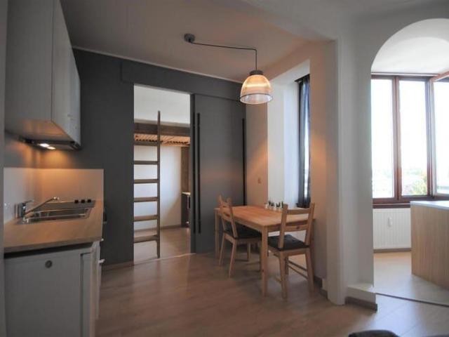 Gemeubeld studio appartement op heel leuke locatie