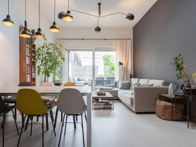 Gemeubelde/ Furnished woning met zonnige tuin te huur in Gen