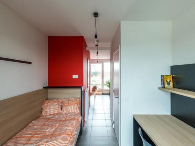 Gemeubelde studio te huur in Gent augustus – januari Zuidkaai 25