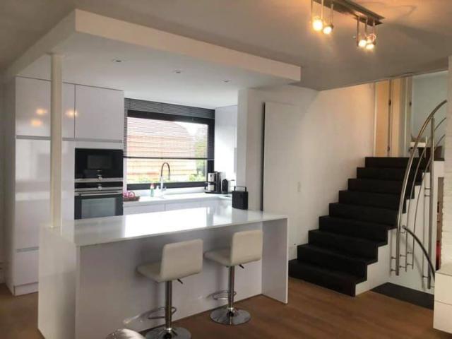 Gemeubelde Villa met 3 slpk garage en tuin in Koksijde