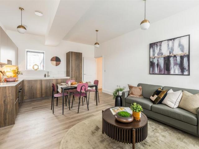 Gemini House, Hove 1 bed flat to rent £1,450 pcm £335 pw
