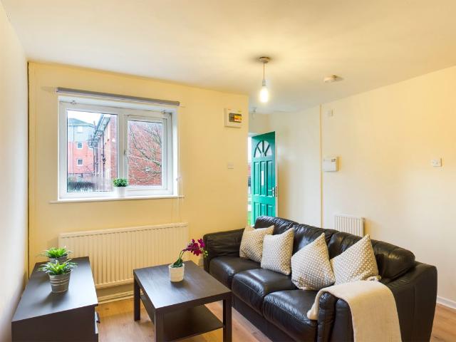 Gemini Road, Salford M6, 1 bed terraced house to rent, £862 pppm | PrimeLocation