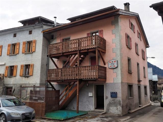 Mischgebäude in Versegères