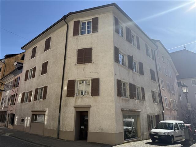 Gemischte Investitionsimmobilie mit 5 Einheiten zum Verkauf in Porrentruy
