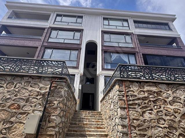 GEMLİK MANASTIR'DA 3+1 SIFIR KULLANIMA HAZIR HAVUZLU DAİRE