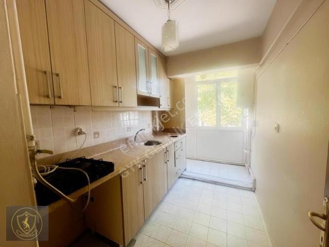 Gemlik'te Geniş 2+1 Kiralık Daire Belediye Yanı, Aydınlık
