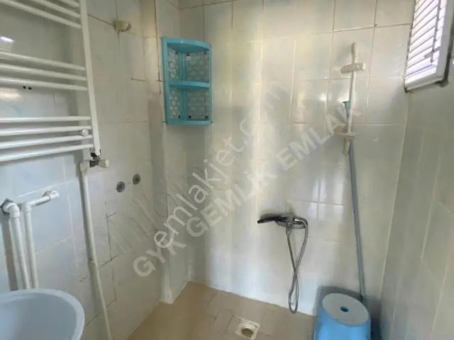 Gemlik Çarşı Meydanında 1+1 Sahile Yakın, Kiralık Daire