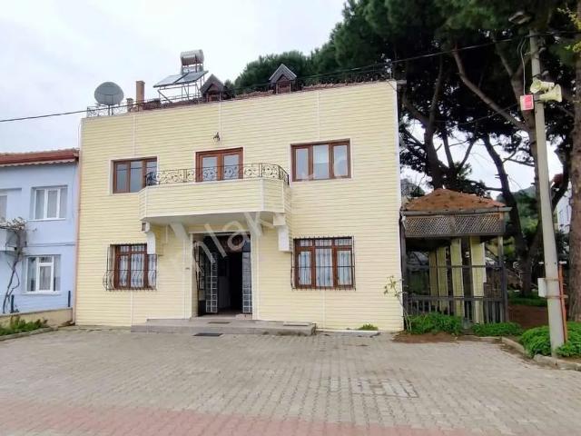 Gemlik Karacaali'de Deniz Manzaralı Satılık 6+3 Tripleks
