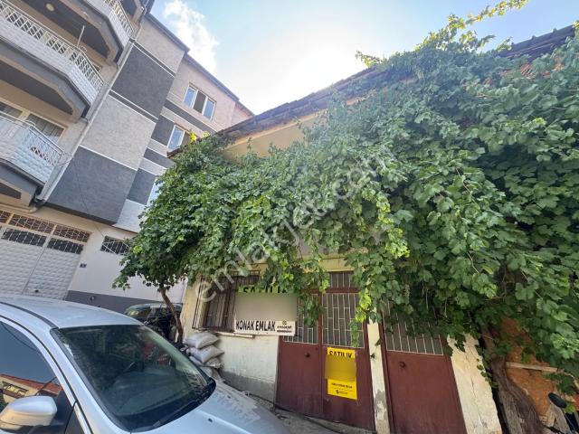 Gemlik Küçükkumla Satılık 206 M² 3+1 Köy Evi