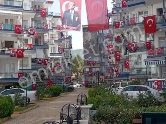 Gemlik Kumla Sahil'de Deniz Manzaralı Eşyalı 1+1 Kiralık Daire