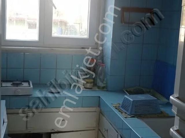 Gemlik Kumlada Denize Sıfır Sitede 2+1 Daire Gemlaktan