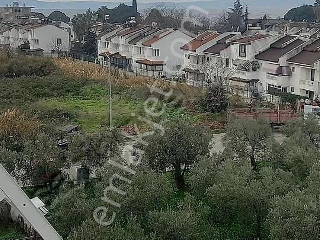 Gemlik Kumlada Gemlak Tan Havuzlu Sitede Daire