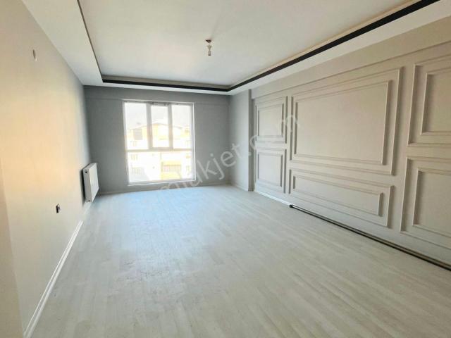 Gemlik Hisar'da Sıfır 5+1 Full Manzaralı Dubleks Daire