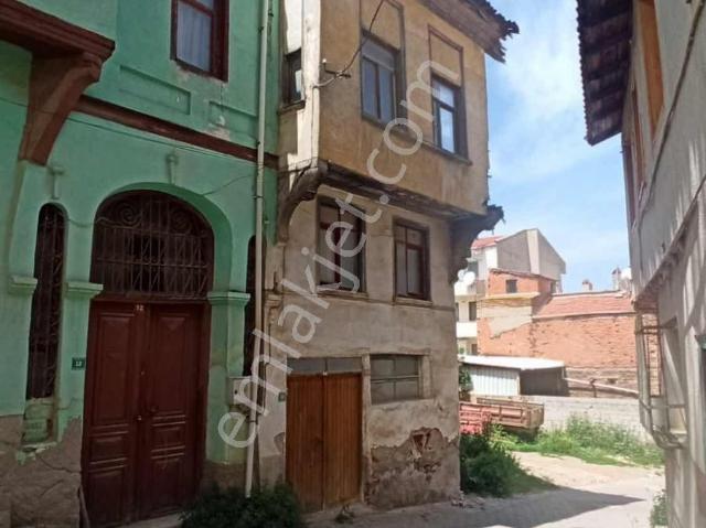 Gemlik Umurbey Meydanında Tarihi Yatırım Fırsatı!