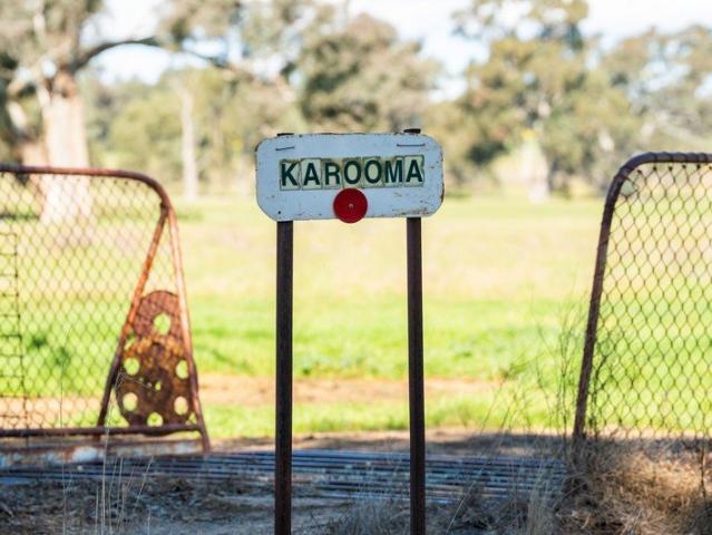 GENUINE MIXED FARMING COUNTRY WITH SCOPE