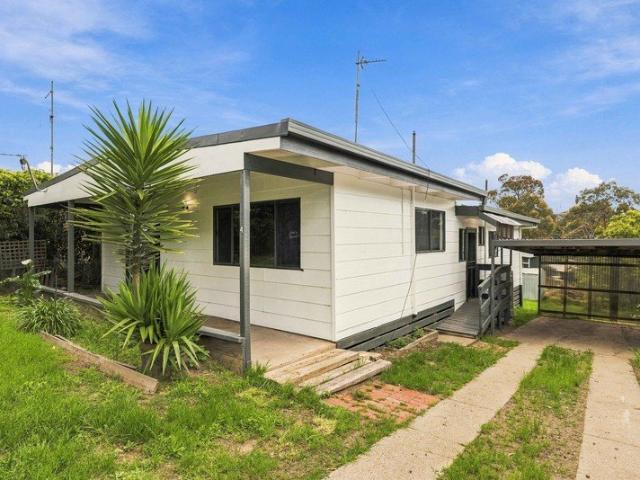 Genuine Family Home at Lake Glenmaggie