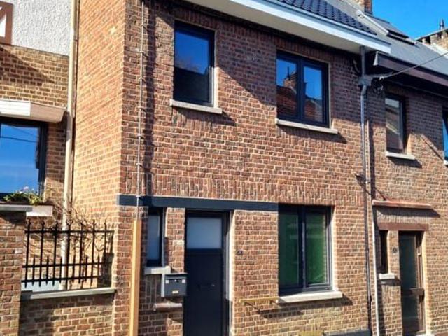 GENVAL – Maison entièrement rénovée 3 chambres – PEB A