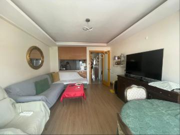 Genç Bina Da 3+1 Bakımlı, Yapılı Karanlık Odası Yok Kiralık