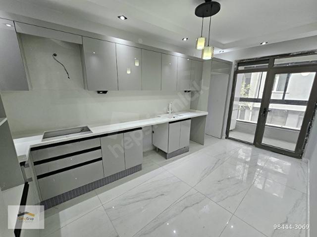 GENÇ GRUP* VATAN CD DİBİNDE YERDEN ISITMA E.BANYO LÜX 3+1 DAİRE