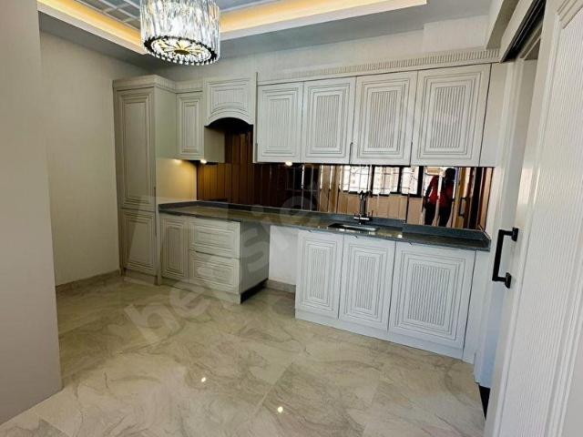 GENÇ KARDEŞLERDEN MAVİKENT'TE 2.5+1 FIRSAT DAİRE