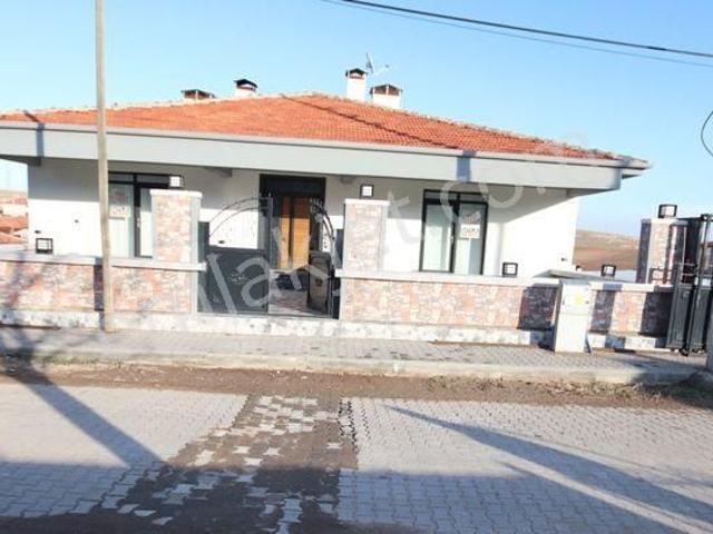 Gençosman Köyünde Satılık Sıfır 4+1 Villa & Merkeze 10km Uzaklıkta