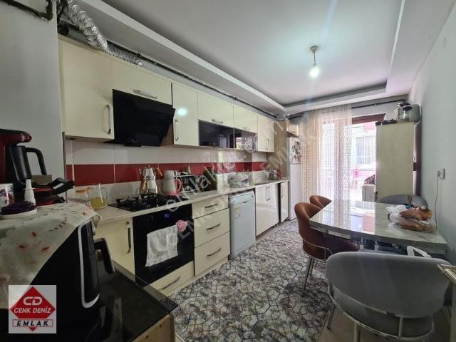 Genç Osman Lisesi Karşısı 2 balkon Ebeveyn Banyolu Arakat 3+1