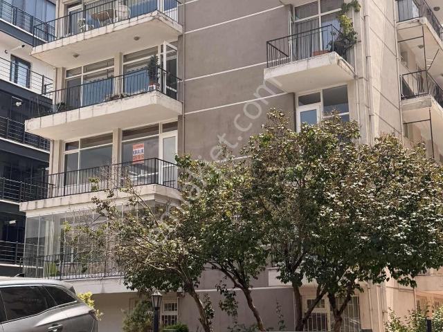 Gençlik Caddesi Yakınında Kiralık Bakımlı 3+1 Daire