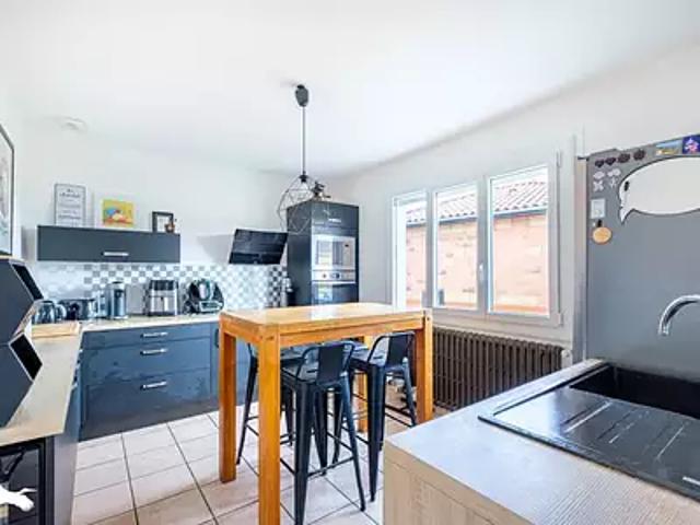 Genas 69740 Achat / Vente maison 5 pièces t5 au dernier étage parking