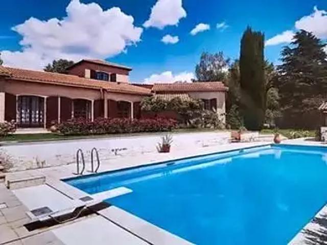 Genas 69740 Achat / Vente maison 6 pièces t6 piscine