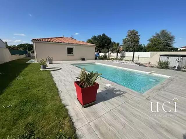 Geneston 44140 Achat / Vente maison 6 pièces t6 piscine terrasse
