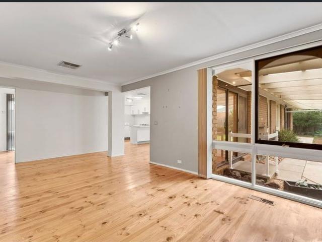 Generous 4 Bedroom Family Home with Dual Living