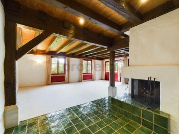 Generous 5.5 room duplex apartment with balcony in Bischofszell