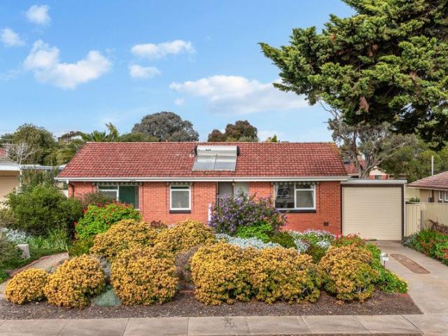 Generous 722sqm Allotment with Character & Future Potential