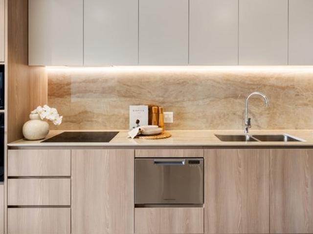 Generous 1 bedroom apartment with your own private balcony