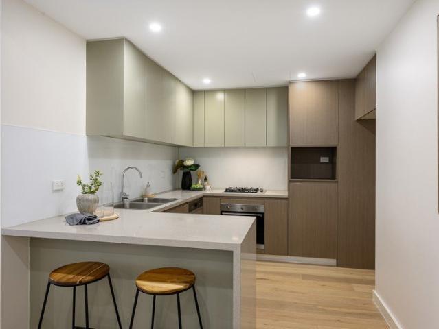 Generous 2 bed 2 bath in Prime Inner West Location