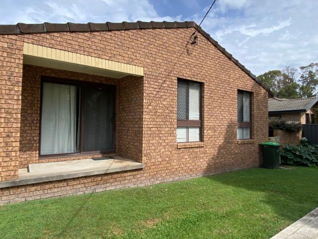 Generous 2 Bedroom Unit Water Included
