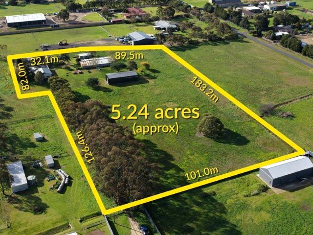 Generous 2.2 Hectares in Moolap