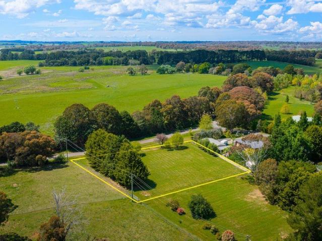 Generous 2,898sqm Residential Land Opportunity in Crookwell