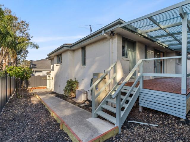 Generous 3 Bedroom Home in Sought After Templestowe