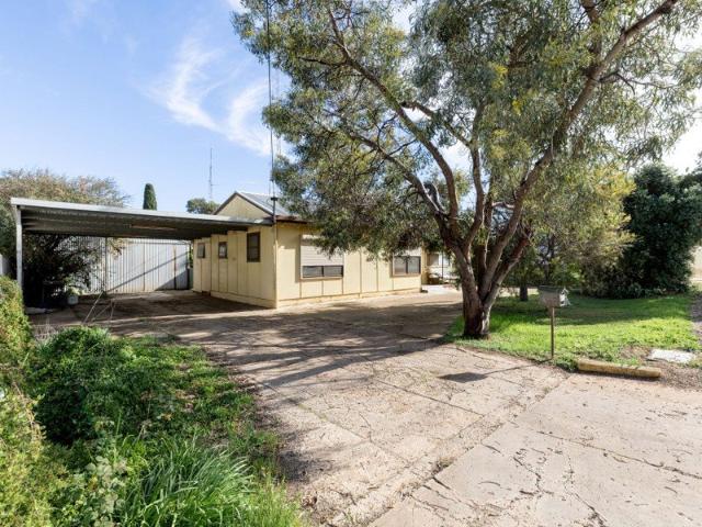 Generous 3Bedroom Home with Big Backyard and Dual Amenities