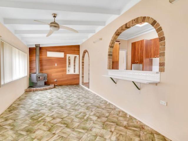 Generous Three Bedroom Home with Covered Entertaining Deck