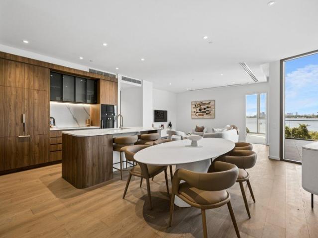 Generous Three Bedroom Residence plus Study with Sweeping River and City Views