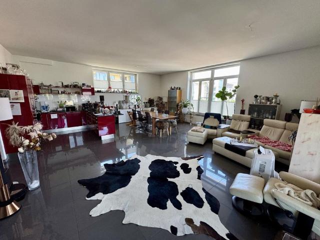 GENEROUS WITH TERRACE AND IDYLLIC FOREST VIEW